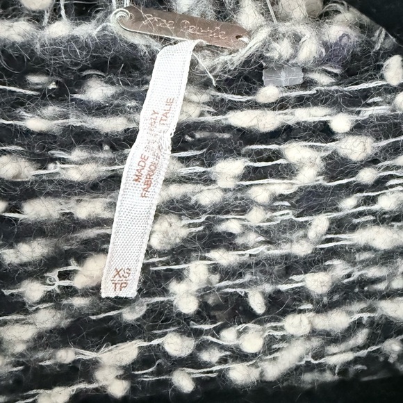 Free People White Moon Pattern Long Cardigan RARE FIND - Picture 2 of 9
